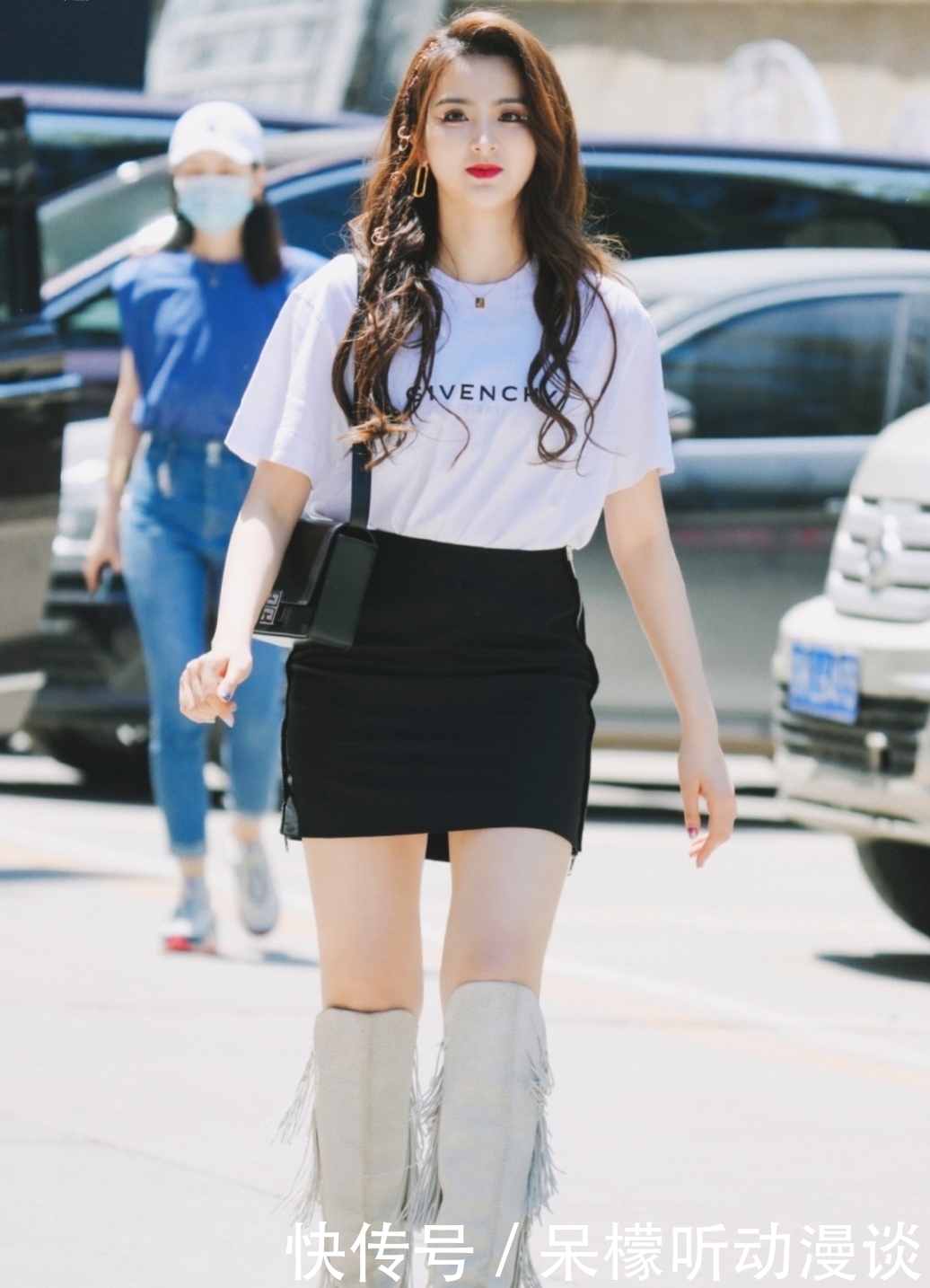 路透图|金子涵录制节目最新照片,胖得认不出