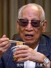 泡面|当年那个说要每天吃一碗泡面的日本老头,最后活了多少岁?