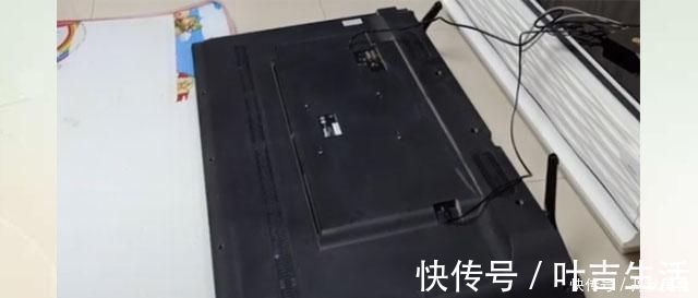 家长|宝妈刷碗的功夫,儿子把电视给摔坏了,网友这宝妈心态真好