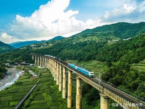 江西兴泉铁路今年通车 宁都县有了火车站 客家古村落风景不输皖南