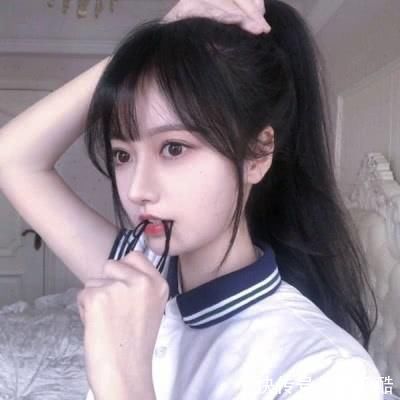 青春期女生总“油光满面”?坚持3个好习惯,对“大油田”说拜拜