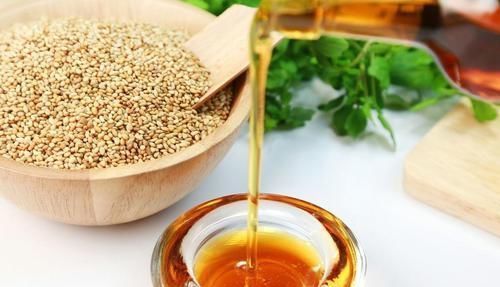 玉米油、大豆油、花生油,哪种油更适合家庭使用区别大,别用错