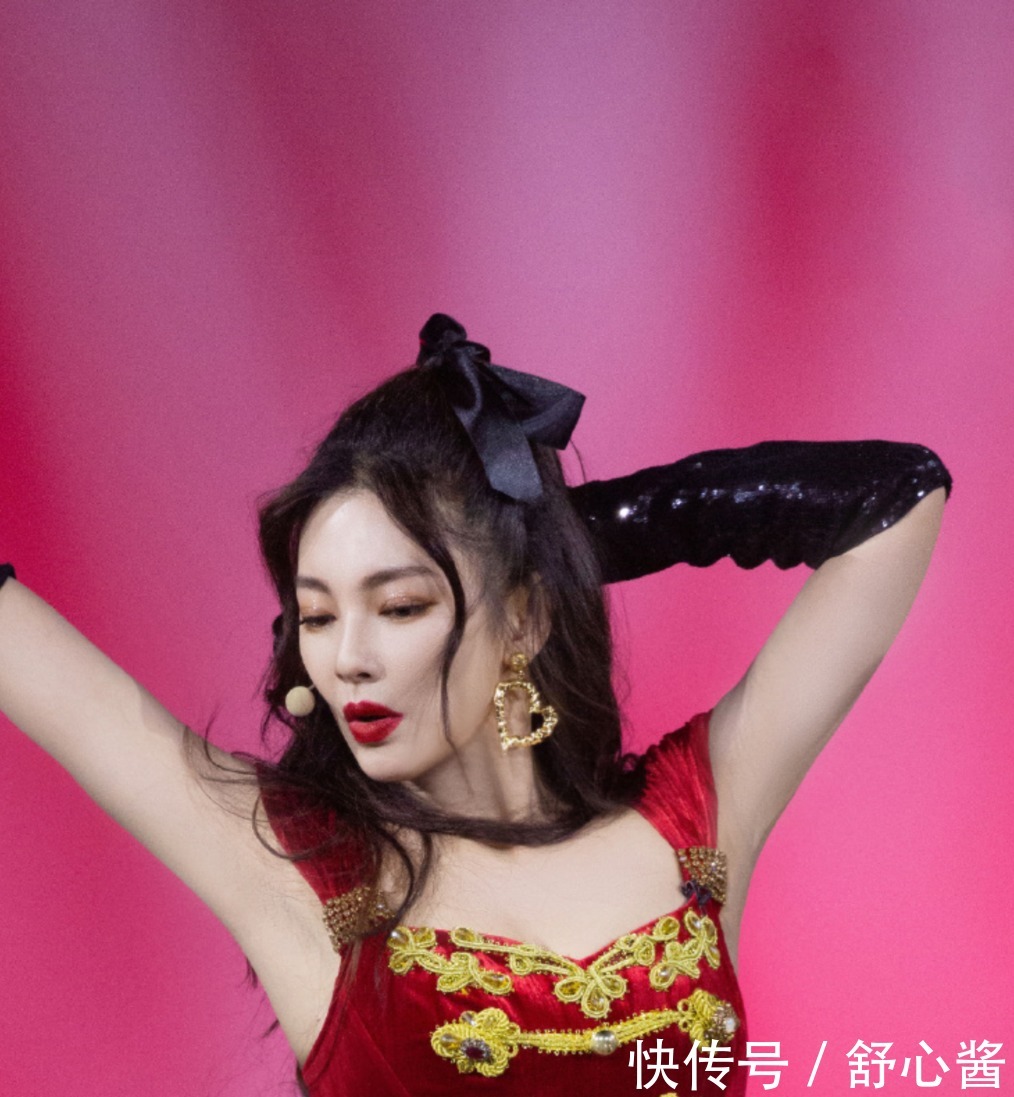  跳舞|唱歌跑调，跳舞顺拐，演员张雨绮凭什么在唱跳综艺翻红？