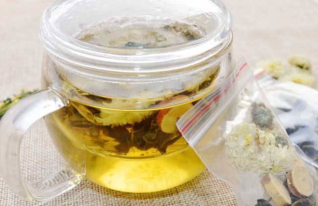 多喝|女人44-55岁,多喝6种水,暖宫排毒,保养子宫,预防妇科病