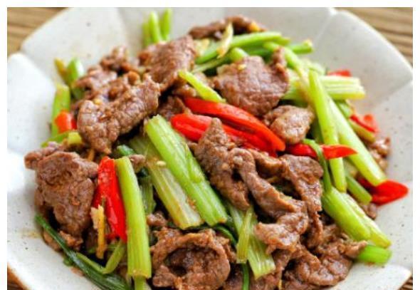 芹菜|孩子每天坚持健身力气大了不少,多吃清爽菜,增强力量身体棒