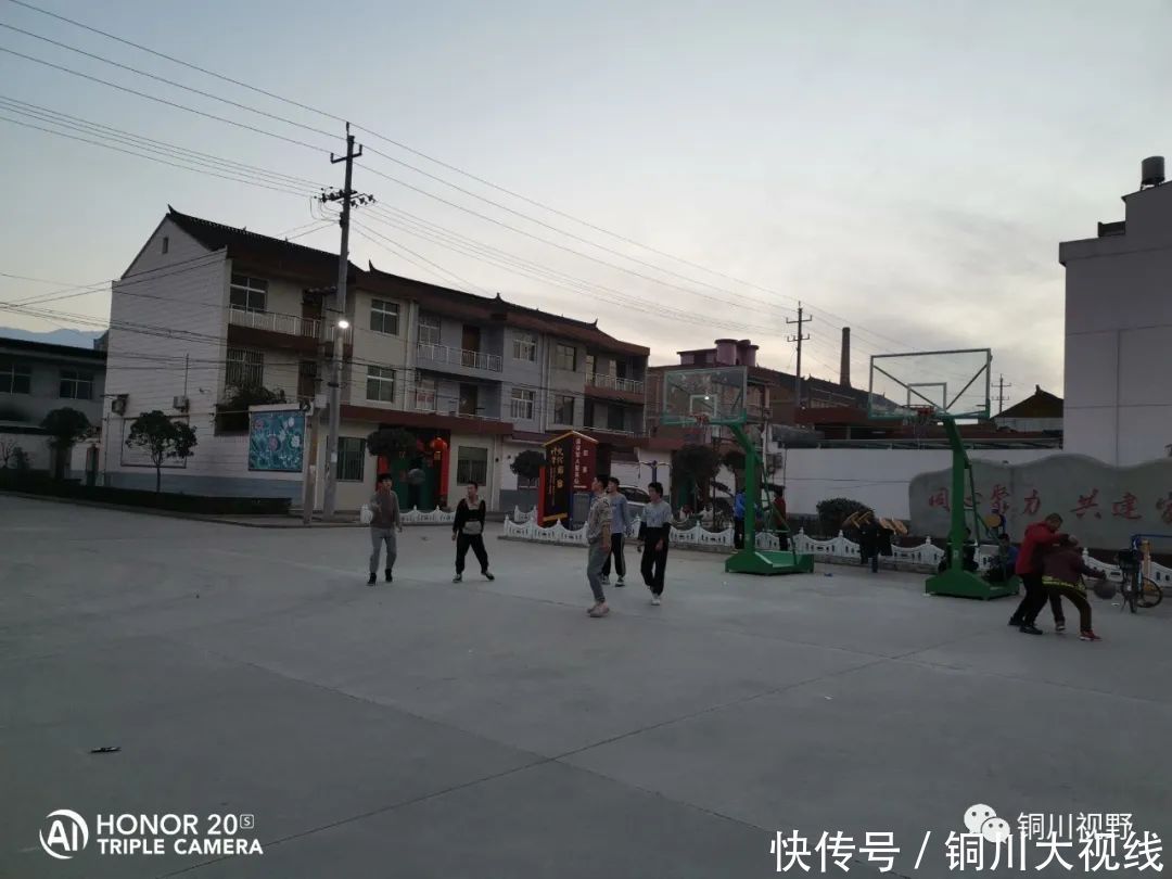 老年|陕西余下镇：终南山下后寨村，一个有特色的村子