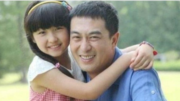 合作过|张嘉译的四个“女儿”,前三个都已大红大紫,唯独她剧红人不红