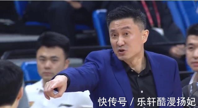 进攻|杨鸣,果断换下郭艾伦,辽宁男篮进攻效率,更高了