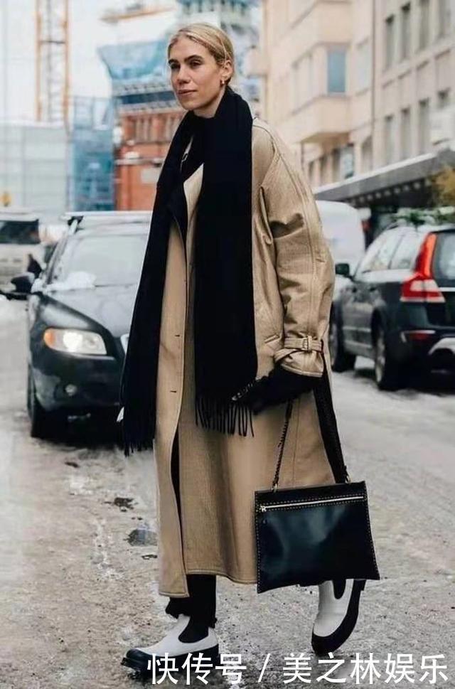 围巾要是选对了,显脸小又显发量多,但是要掌握这几个窍门