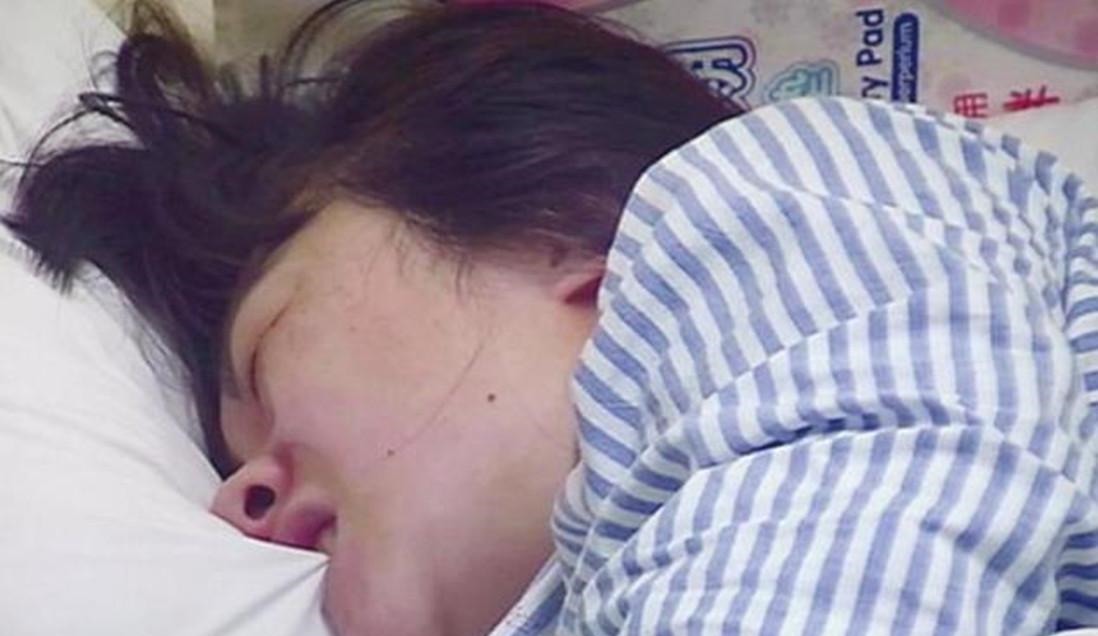 畸形|高龄产妇生下“猪八戒”宝宝,丈夫不想抚养,医生的解释挽救了娃