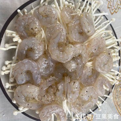 蒸虾|鲜虾啤酒｜金针粉丝蒸虾｜小酌夏夜