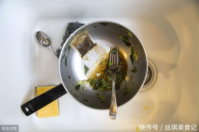 小苏打做清洁已经落伍了,把2样东西混一起,比小苏打强10倍