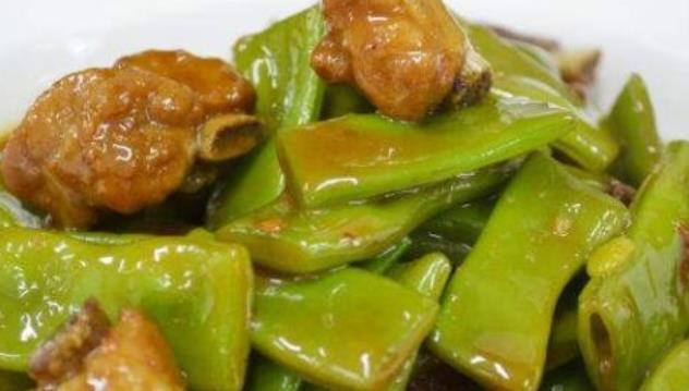 营养|天热香嫩可口营养丰富,口味咸鲜简单易学,今天做了一盘太好吃了