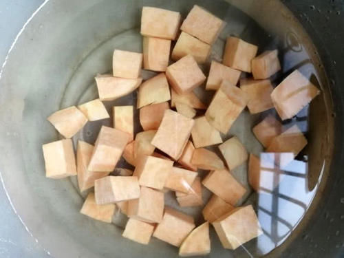 红薯|不论男女,早上空腹吃它,美味健康,瘦身通便,口臭便秘渐渐没了