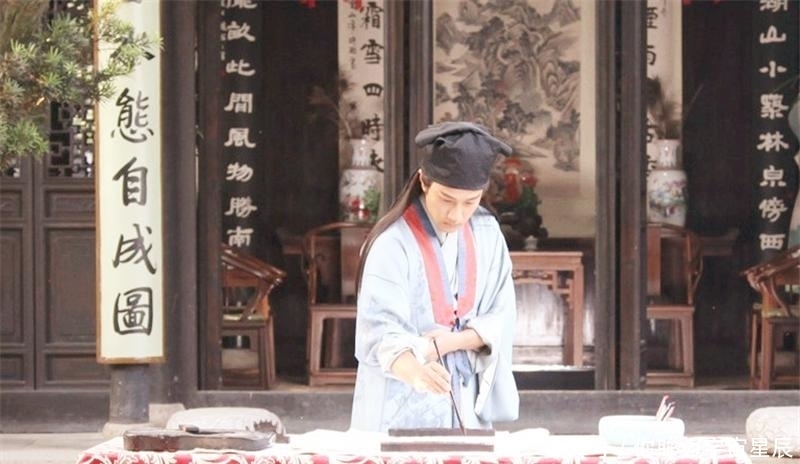 经典|婚庆上联:“吕府姑娘,下口大过上口”,下联更经典,但讽刺无比