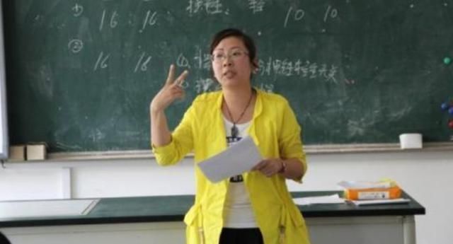 数学老师@有种画家叫数学老师,十二笔画出齐天大圣,美术老师:抢我饭碗?