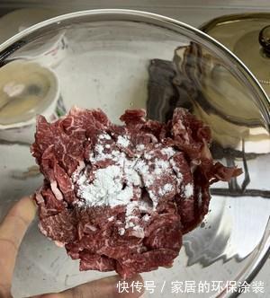 家常牛肉菜谱，青椒洋葱爆炒牛肉，荤素都有，营养美味，超下饭