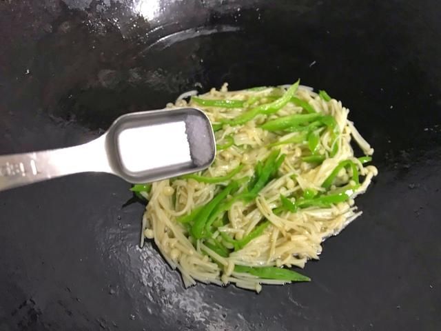 鸡蛋|天凉了这菜多给孩子吃，和鸡蛋一起炒，营养益智又美味，做法简单