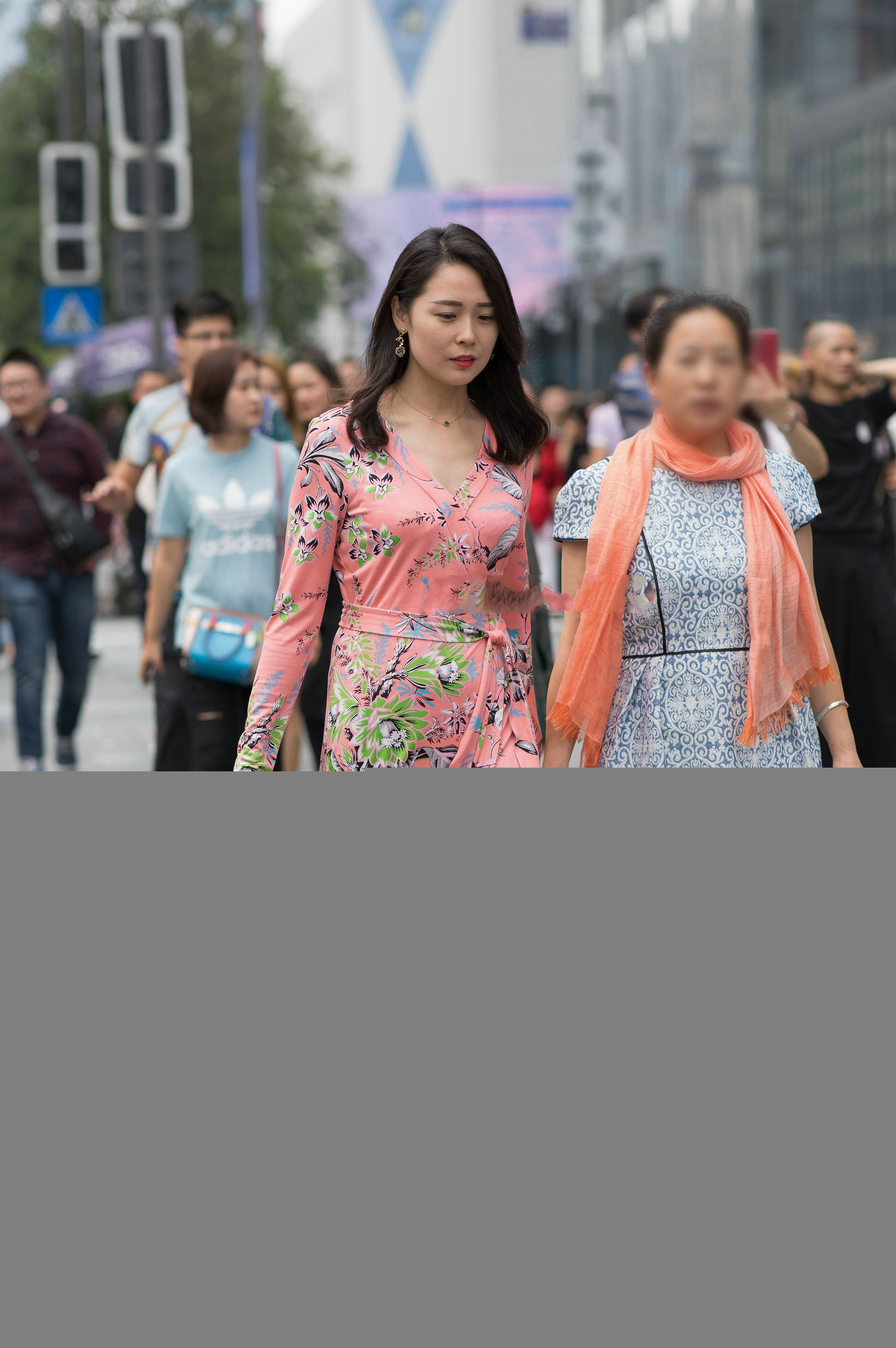 连衣裙 柔软连衣裙搭配, 个性时尚, 显个人气质