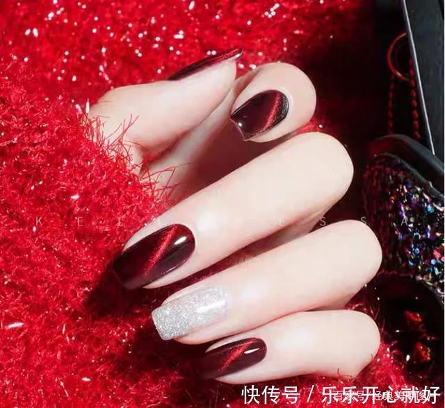 美酱|高级又干净的猫眼石美甲,在逃公主专属美甲,集美们快来选图啦!