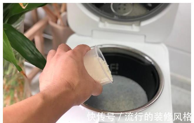 水量|为啥地锅蒸的米饭吃着香？掌握3个窍门，在家也能蒸出可口的米饭