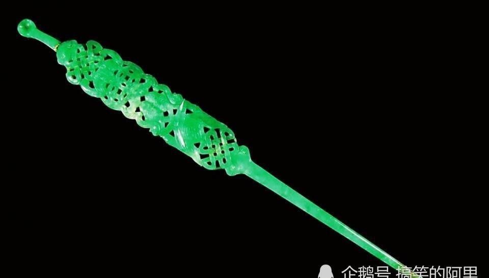 翡翠,乾隆让它“由石变玉”,慈禧让它昂贵到今天