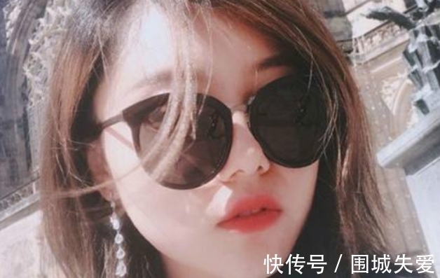 人群|她在“非诚勿扰”站了五年,亮灯无数从不牵手,最后被孟非请下台