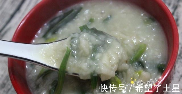 面疙瘩汤|入秋后，吃萝卜吃白菜，不如多吃这碱性蔬菜，煮煮就上桌，真滋润！