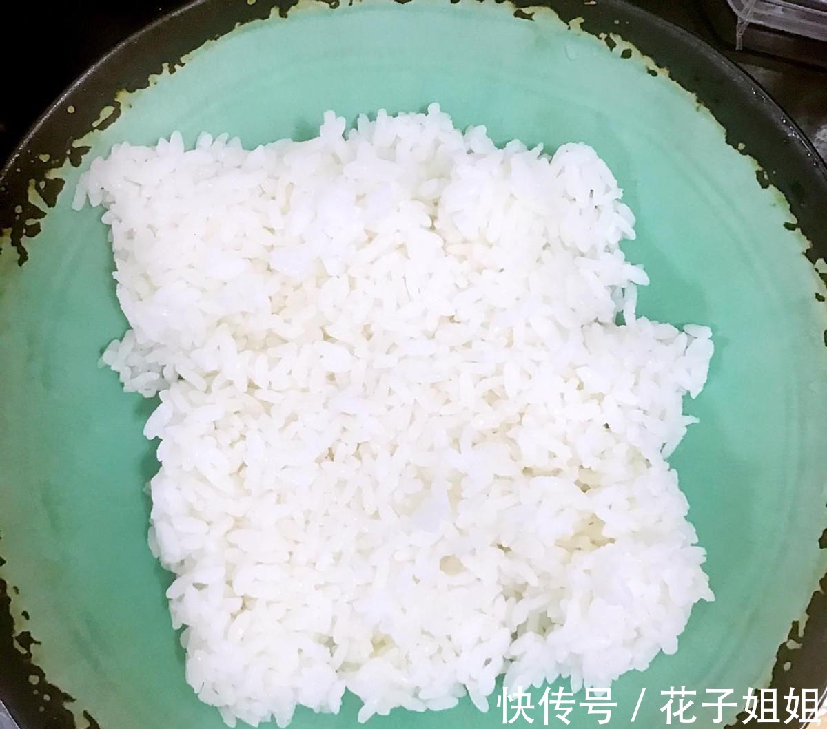 食材|好吃到流泪的别样蛋炒饭，食材丰富，好吃还好看！