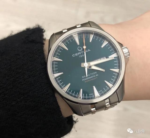 手表 这表有毒吧,每次看到价格总觉得太便宜了