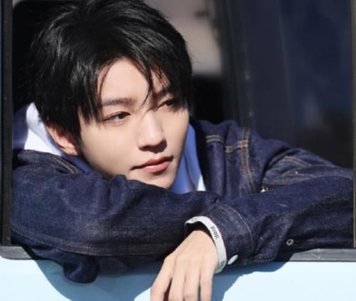 鹅厂新综艺正式官宣，三位曝光嘉宾让人惊喜，但张一山和王大陆什么时候来？