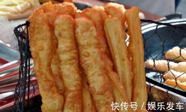 酵母粉|家常油条这样炸,不加明矾,记住几点,简单易做,外酥里软又美味
