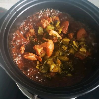 猪脚|下饭酸菜猪脚煲