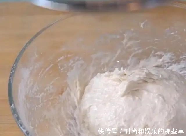 柔软冠军非它莫属,发面葱花饼新做法,100%成功零失败!