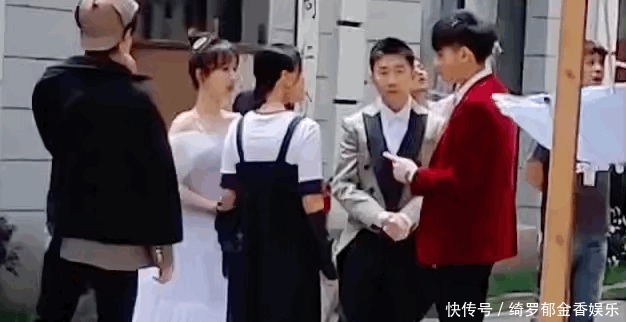 娜扎|杨紫新综艺路透曝光，仙女风和民国风任意切换，却意外撞衫娜扎！