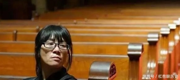 余秀华:海子的诗有基本语法问题,却来不及完善,我比他写得好
