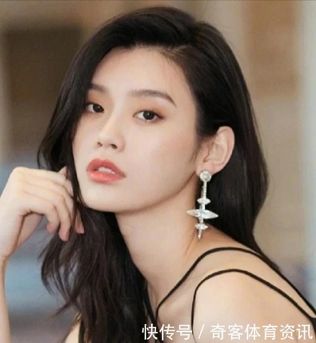 女生常见脸型分5种,菱形脸精致,鹅蛋脸不是最美,你是哪种