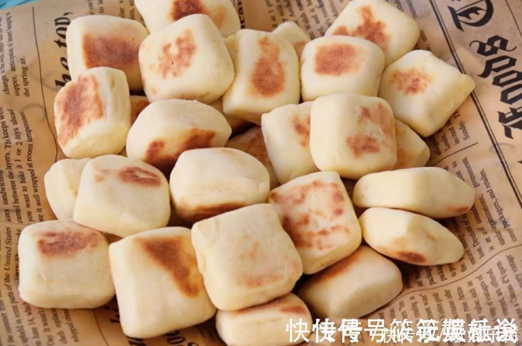 平底锅就能做!不加一滴水一滴油,奶香小馒头!