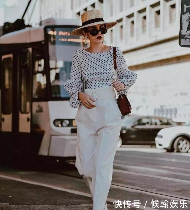 穆勒 别再穿高跟鞋了,现在流行''一脚蹬'',搭配阔腿裤,时髦舒适还显高