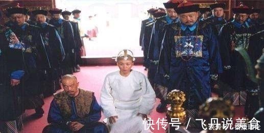 上联$乾隆给出一上联,一考生听完直接放弃走人,乾隆大喜立刻点为状元