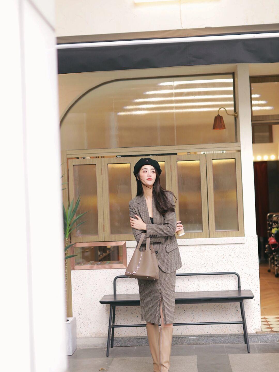 冬季 冬季穿搭没思路?快来试试这些“毛呢套装”,简约优雅还有气场