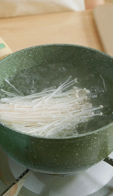 金针菇|金针菇虾饼