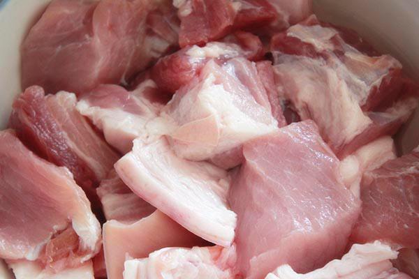 滋补|猪身上不起眼的部位,比排骨还有营养,滋补又好吃,不妨经常吃点