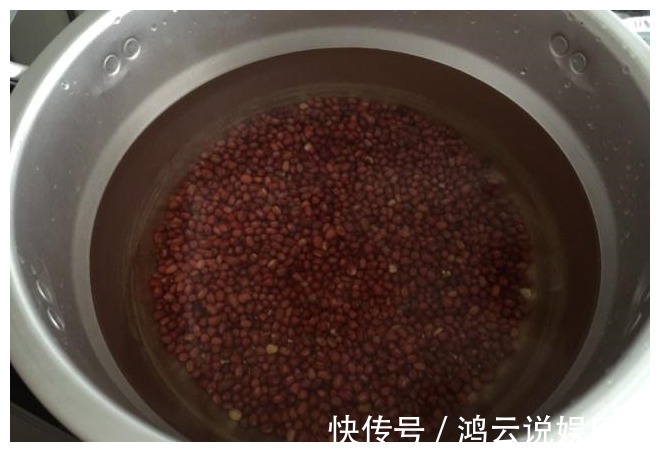 白面|2分钟学会做粘豆包，比蒸馒头还简单，黏糯香甜，大人小孩都爱吃