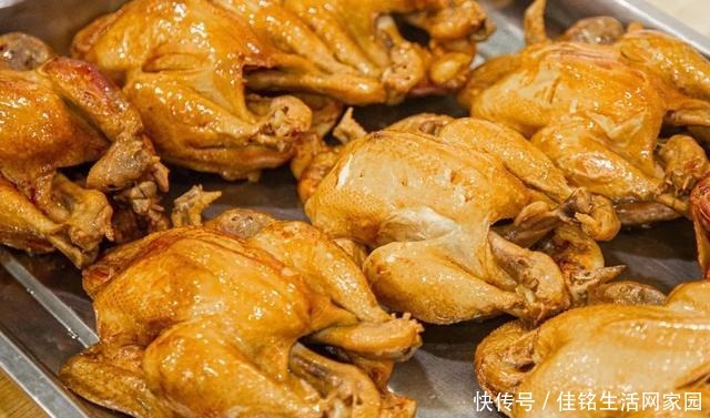  在武汉东北人贼稀罕的家常馆子，整一个