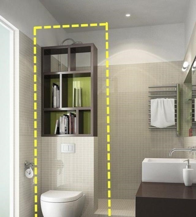 收纳|马桶不靠墙,直接和淋浴房隔断合并,上方装个置物架还能用来收纳!