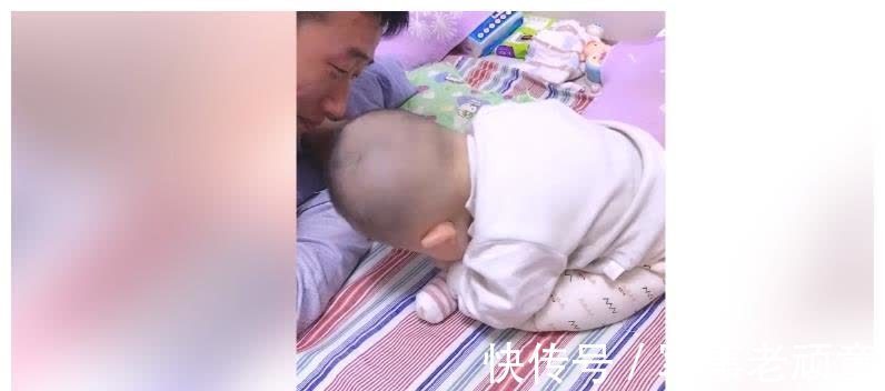 宝宝|爸爸和宝宝每天睡觉前都对话,虽然大家听不懂,但场面却很温馨