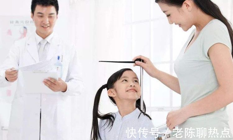 青春期|青春期阶段,有四种行为影响身高发育,“大长腿”可能要和你拜拜