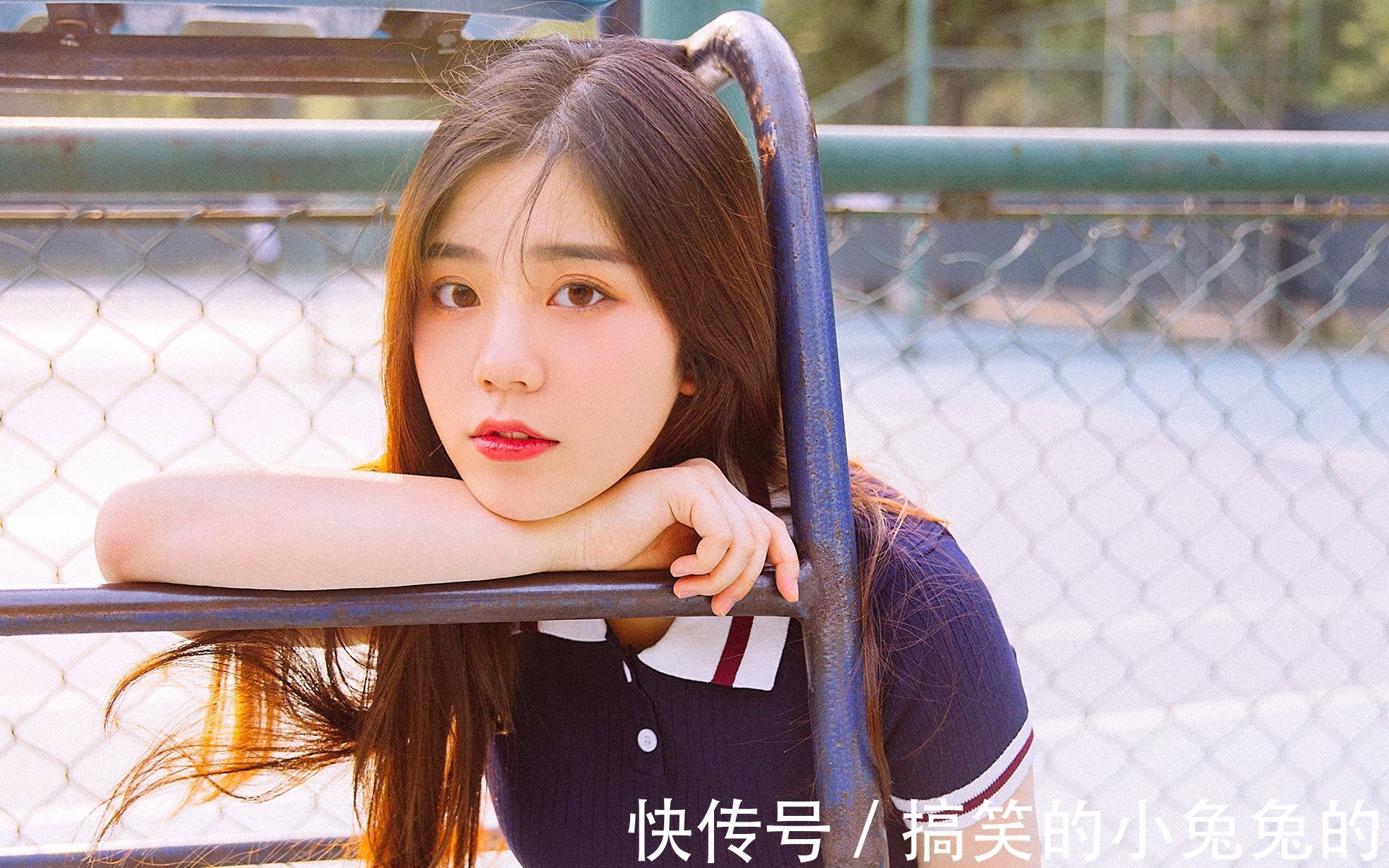 |搞笑GIF段子:网上新买的鞋子,这掉色程度真是吓人啊