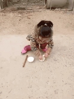 |搞笑GIF:结婚十五年没洗过 是时候该洗洗床单了